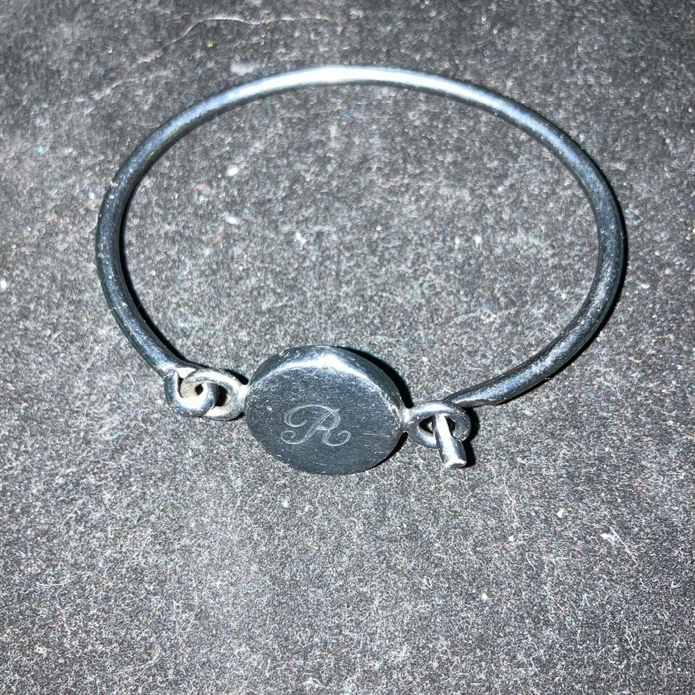 Sterling Silver Initial Bracelet (R) - Picture 4 of 10